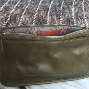 HOBO BAGS Cadence Crossbody